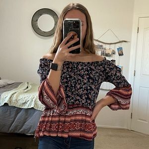 Brand: Iris size S/ Flowy shirt with different patterns